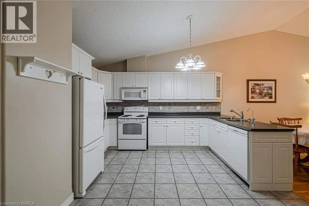 110 SOMERSET Road Unit# 9, #9