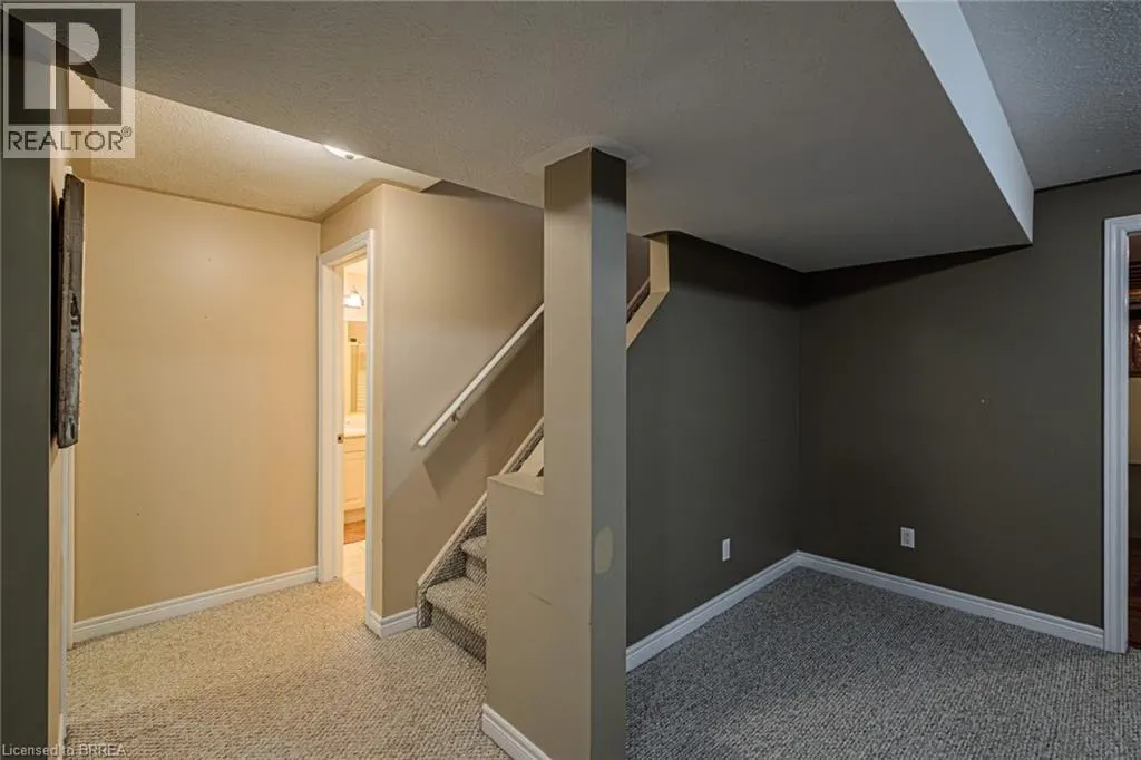 110 SOMERSET Road Unit# 9, #9