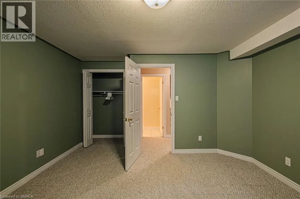 110 SOMERSET Road Unit# 9, #9