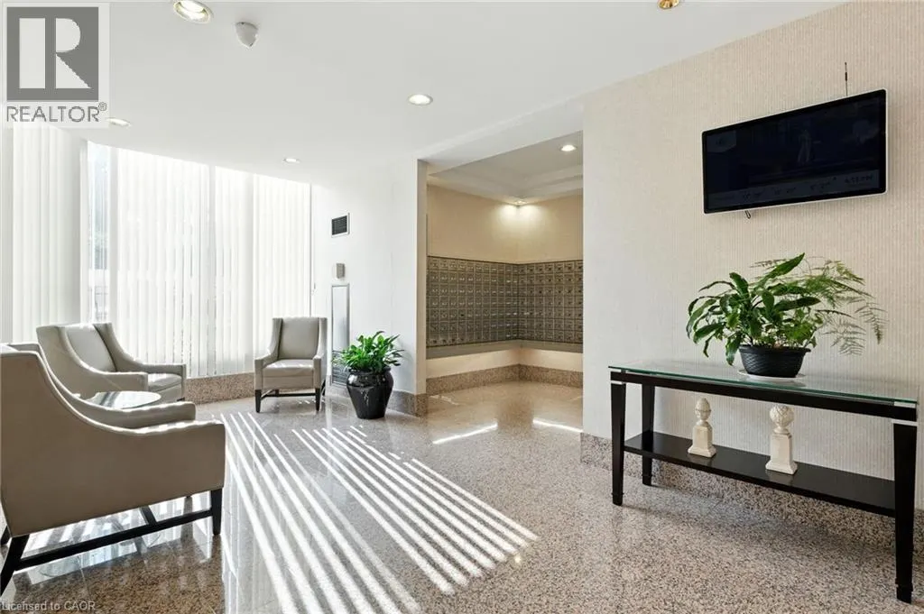 55 ELM Drive W Unit# 313, #313