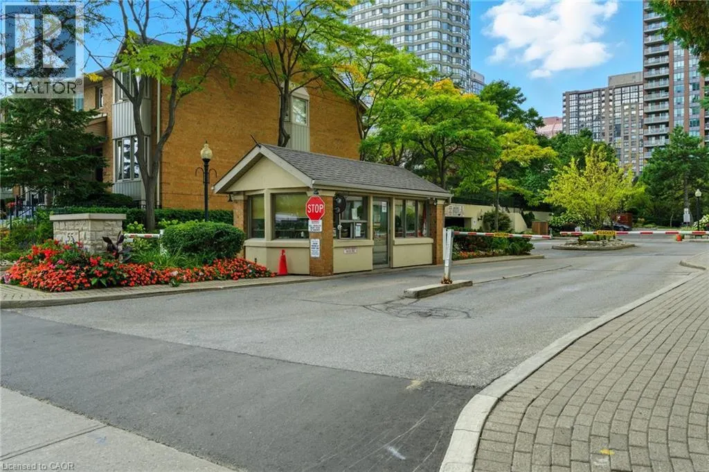 55 ELM Drive W Unit# 313, #313