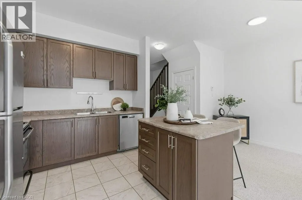 55 MADONNA Drive Unit# 14, #14