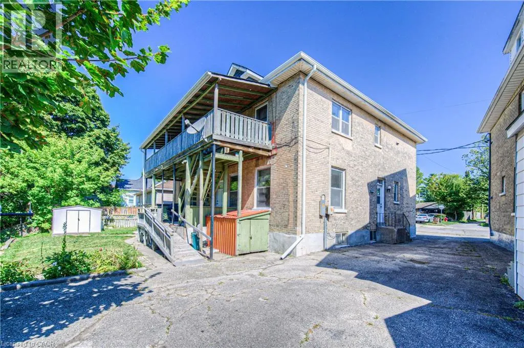 76 ROSEVIEW Avenue
