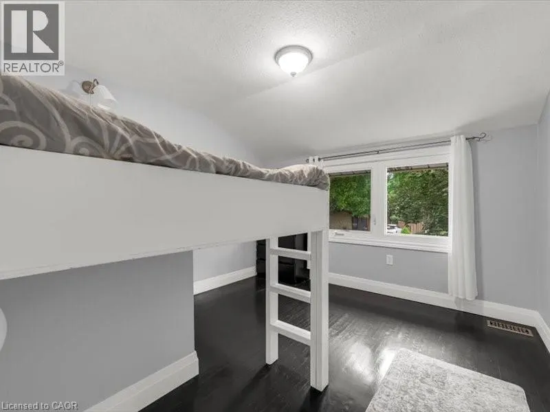 39 MEADOWLARK Drive