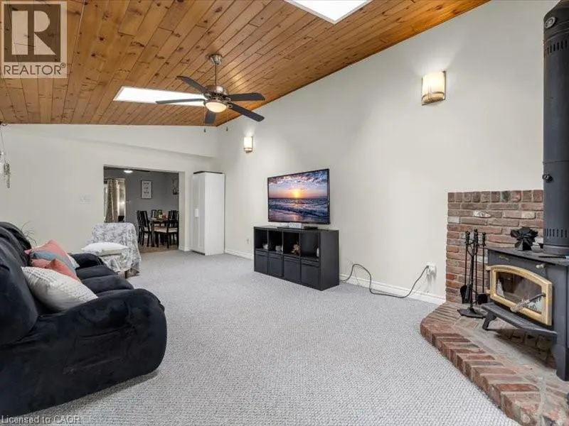 39 MEADOWLARK Drive