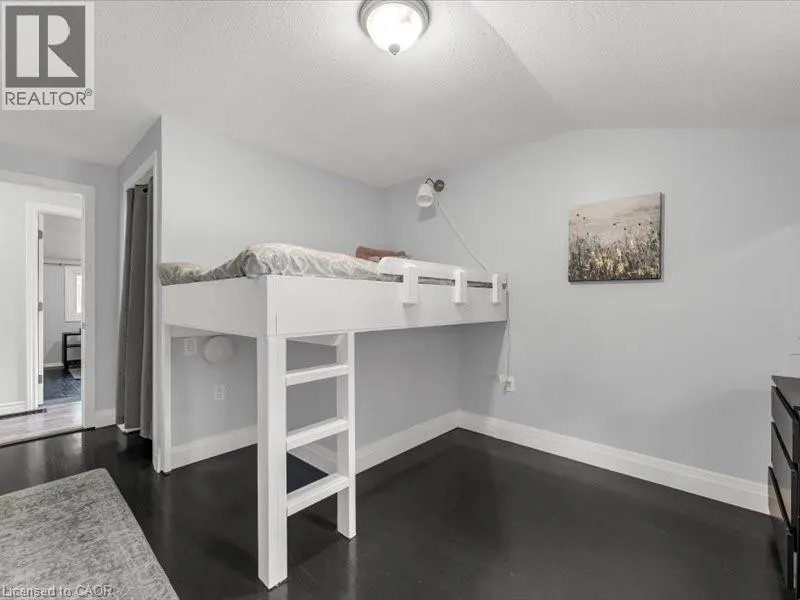 39 MEADOWLARK Drive