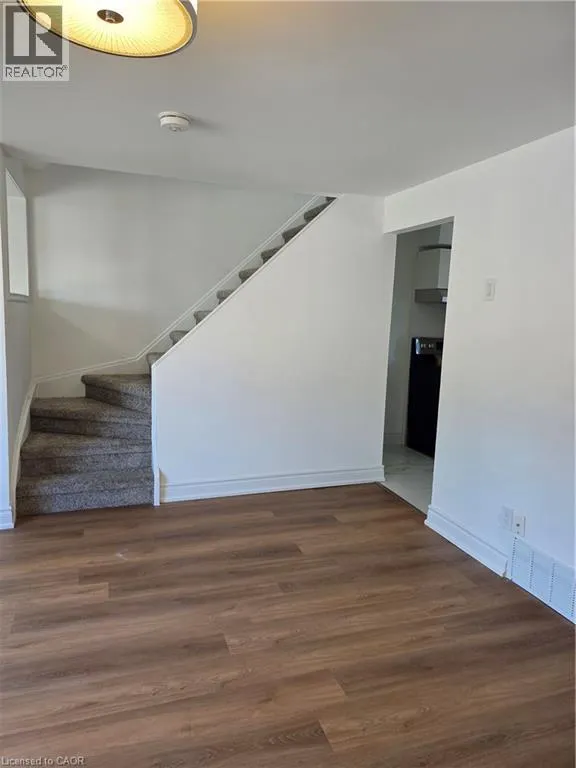 511 PARKVIEW Crescent