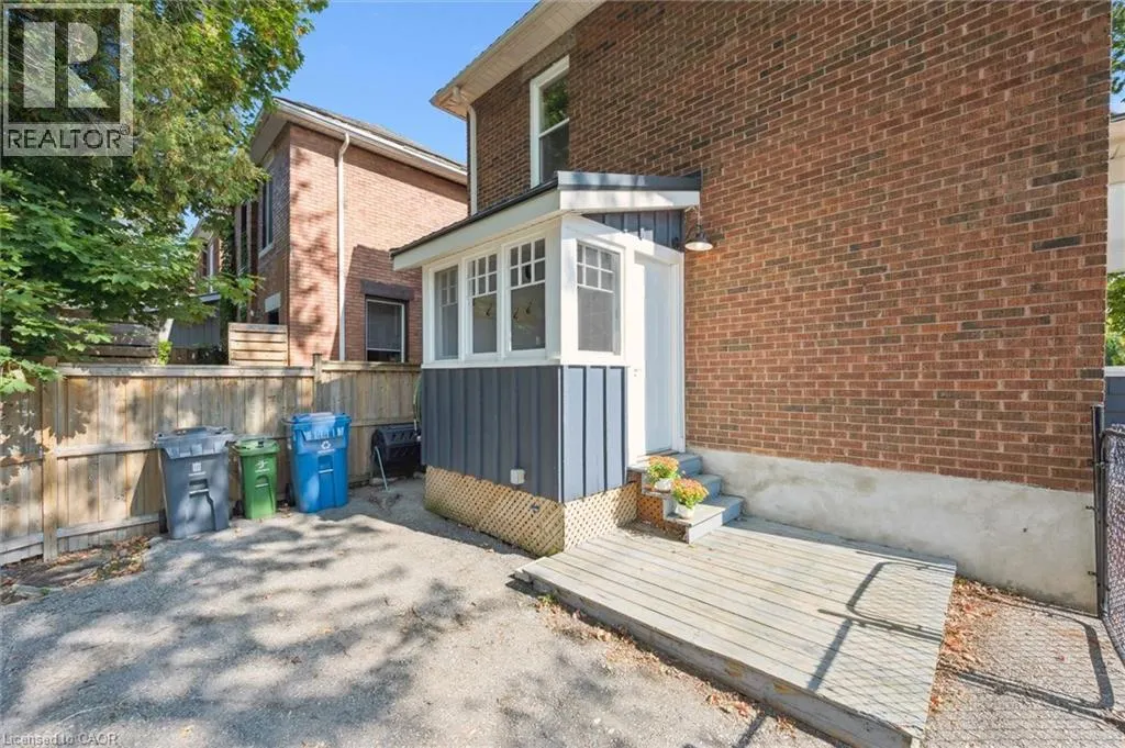364 YORK Road