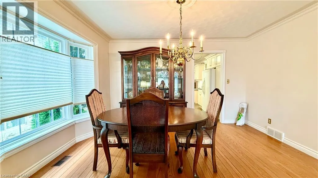 4 ORCHARD Crescent