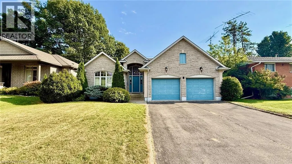 4 ORCHARD Crescent