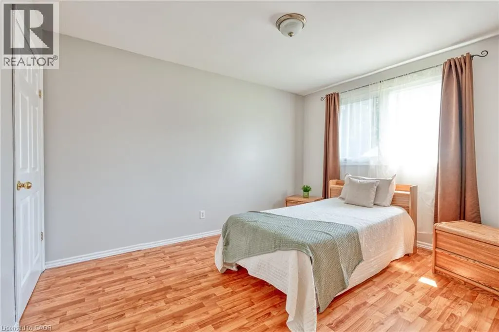 32 RIALTO Court
