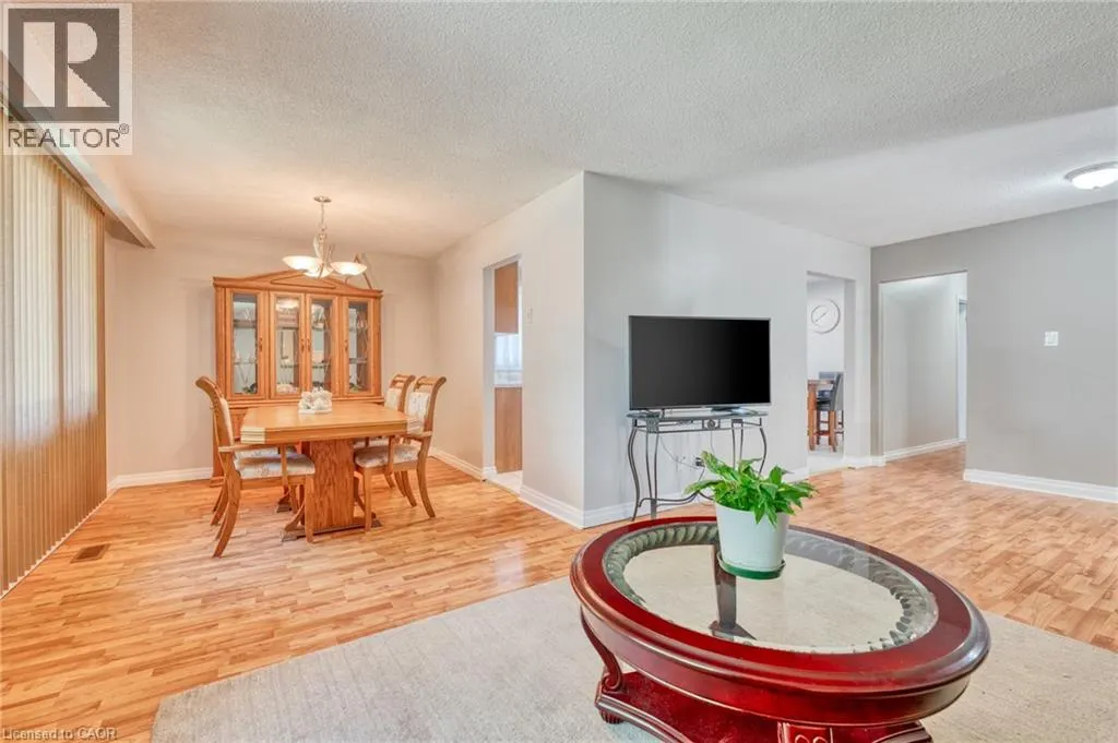 32 RIALTO Court