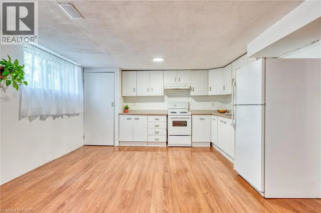 32 RIALTO Court