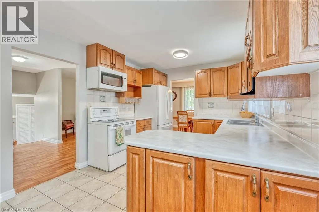 32 RIALTO Court