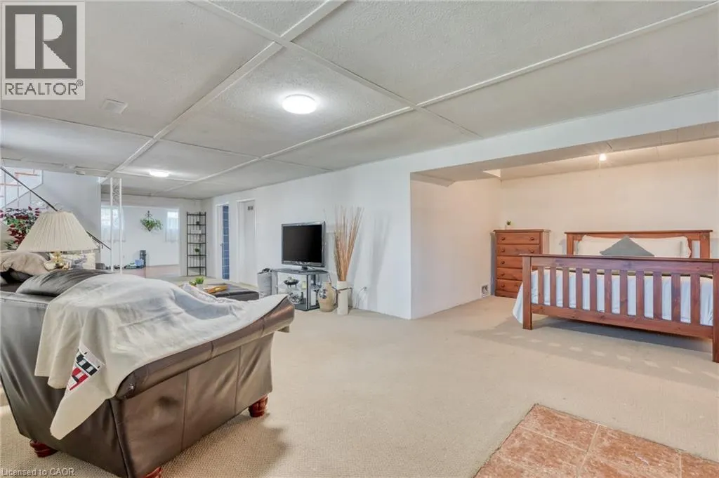 32 RIALTO Court