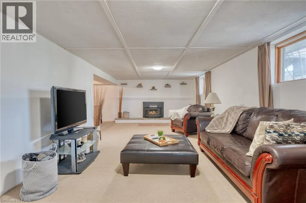32 RIALTO Court