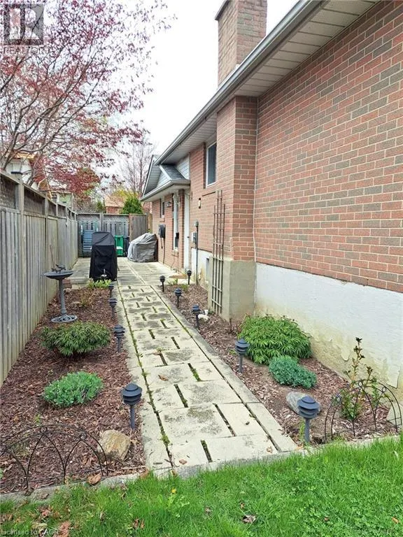 21 WILLIS Drive
