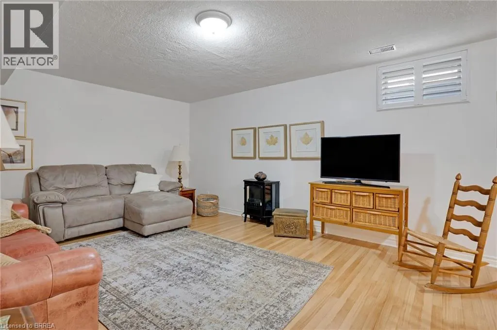 110 SOMERSET Road Unit# 5, #5