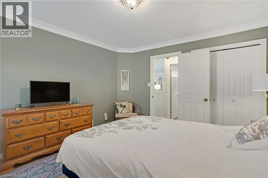 110 SOMERSET Road Unit# 5, #5