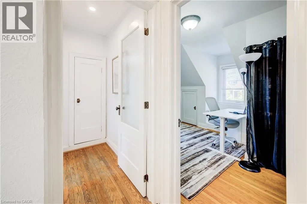 39 DUNHAM Avenue