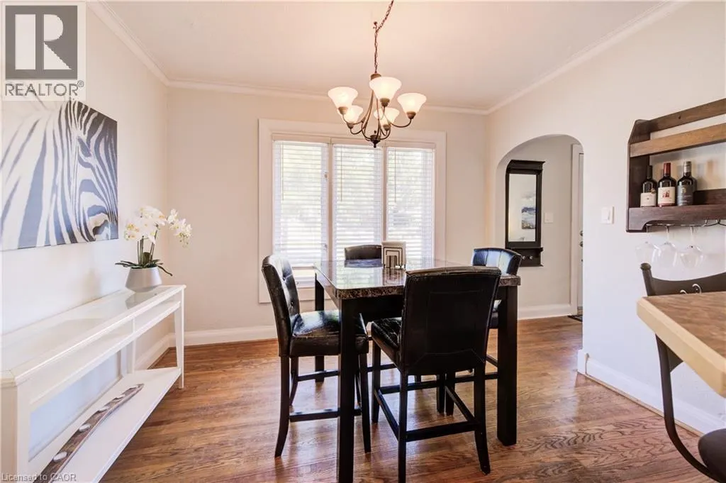 39 DUNHAM Avenue