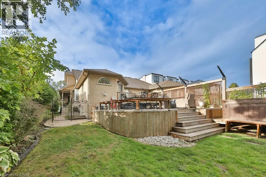 2304 SOVEREIGN Street