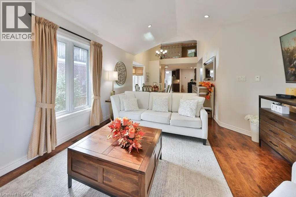 2304 SOVEREIGN Street