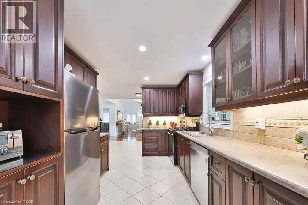 2304 SOVEREIGN Street