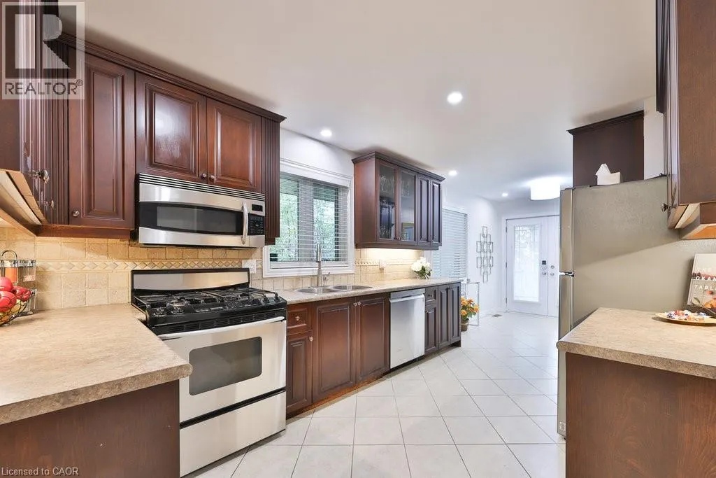 2304 SOVEREIGN Street