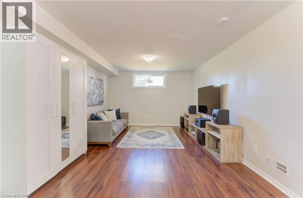 224 SUNNY MEADOW Court