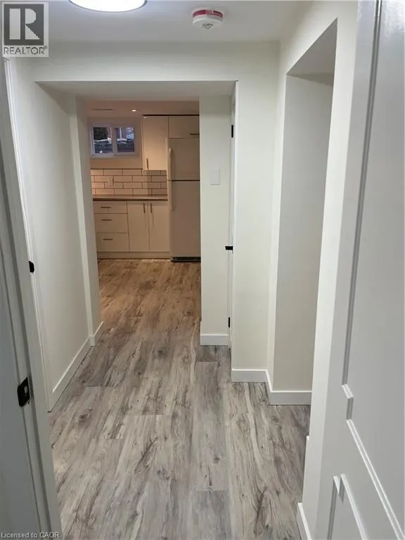 206 LORNE Avenue Unit# B, #B