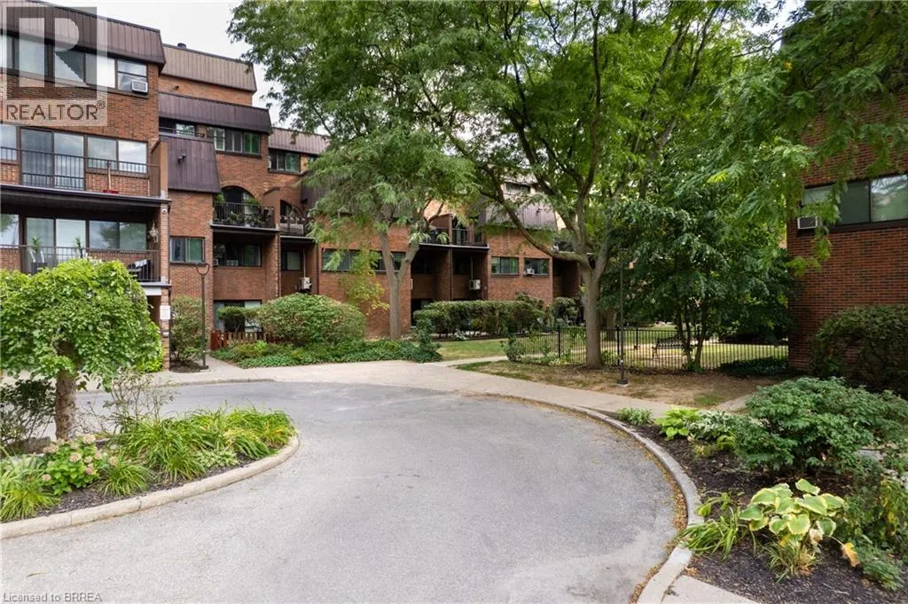 36 HAYHURST Road Unit# 160, #160