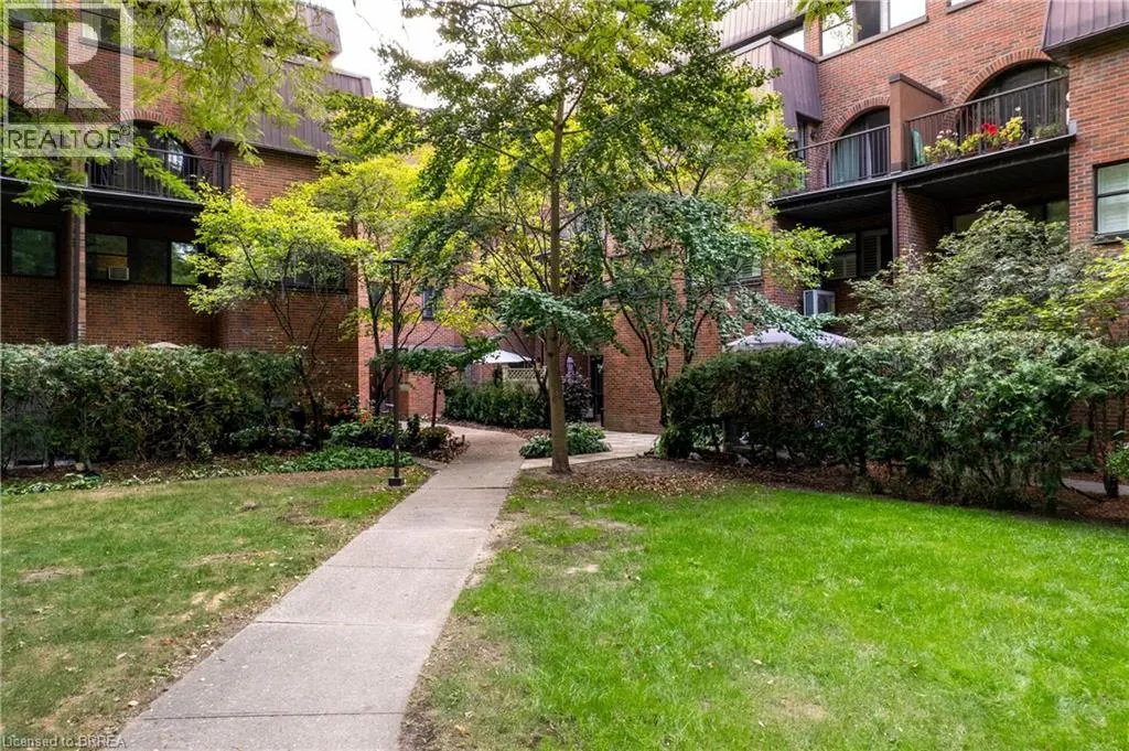 36 HAYHURST Road Unit# 160, #160