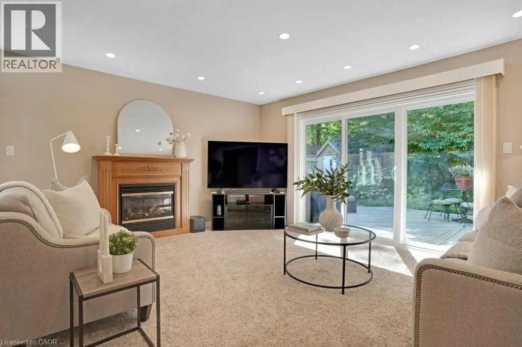 173 RIPPLEWOOD Crescent