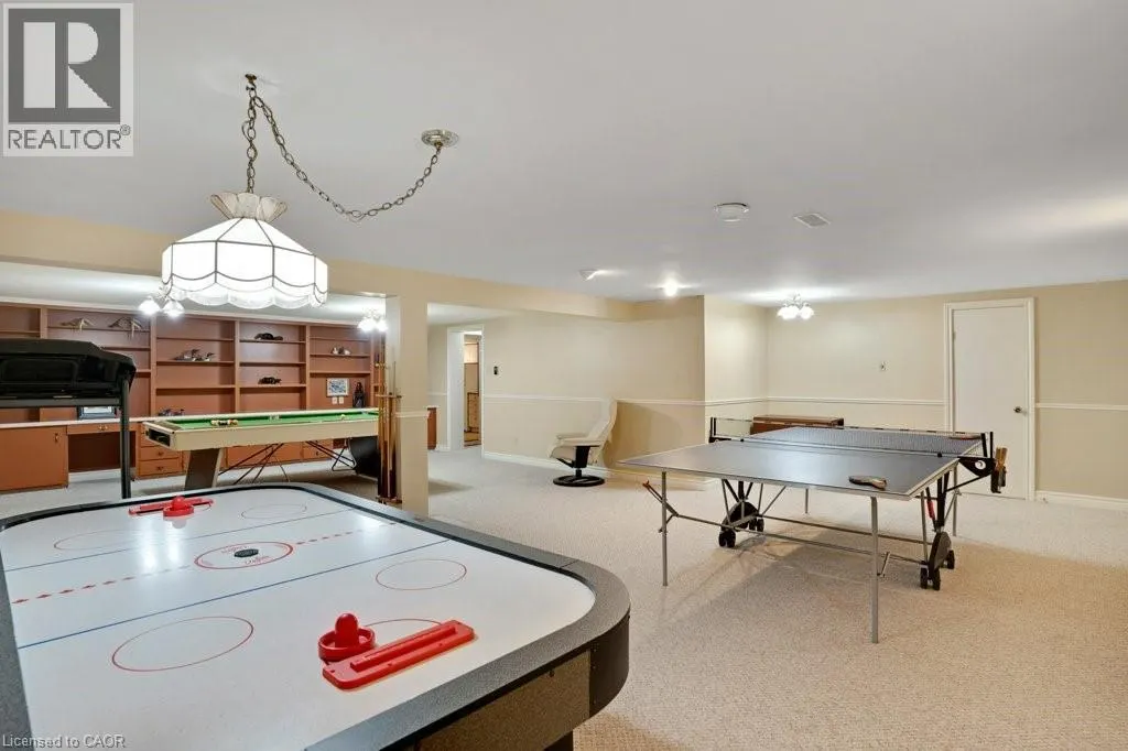 173 RIPPLEWOOD Crescent