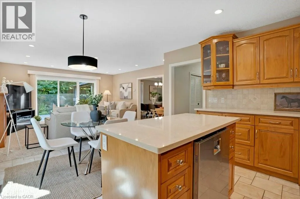 173 RIPPLEWOOD Crescent