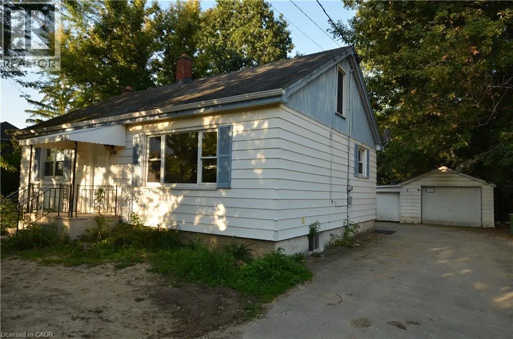 490 SPRINGBROOK Avenue