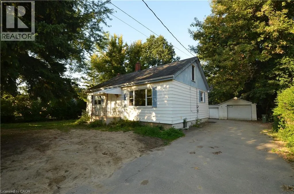 490 SPRINGBROOK Avenue