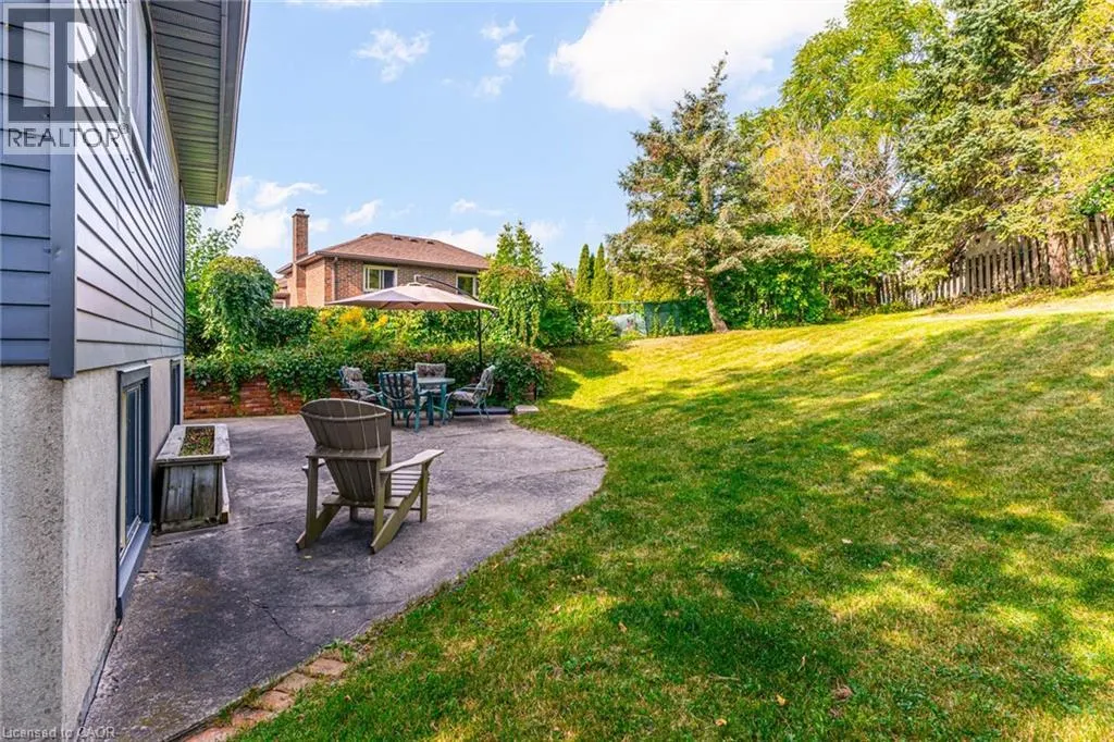 104 HOMEVIEW Place