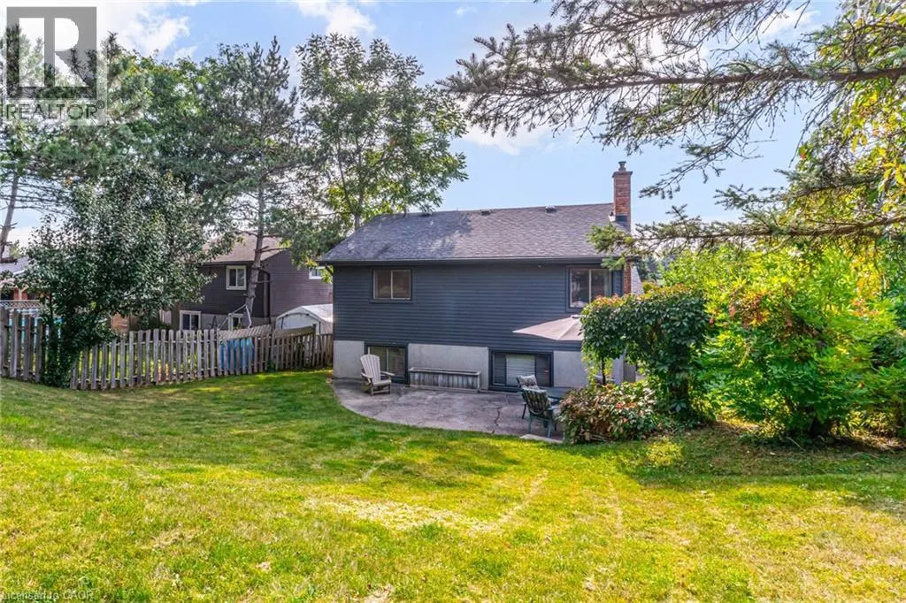104 HOMEVIEW Place