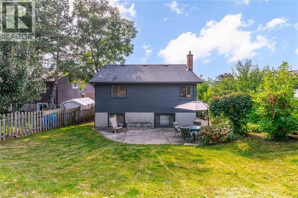 104 HOMEVIEW Place