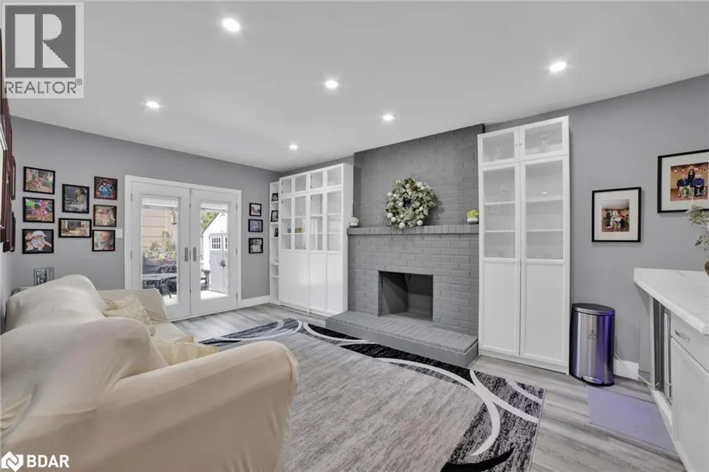 339 PARKLANE Road