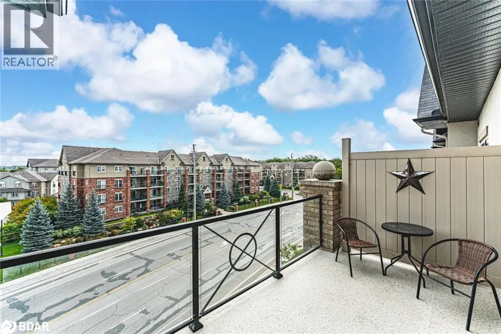40 FERNDALE Drive S Unit# 402, #402