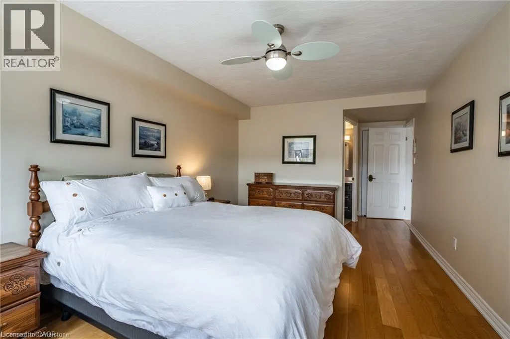 40 HARRISFORD Street Unit# 402, #402