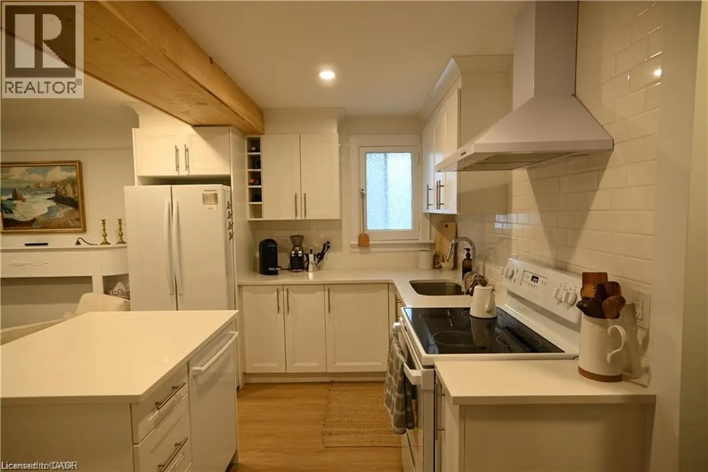 51 MERNER Avenue Unit# 2, #2