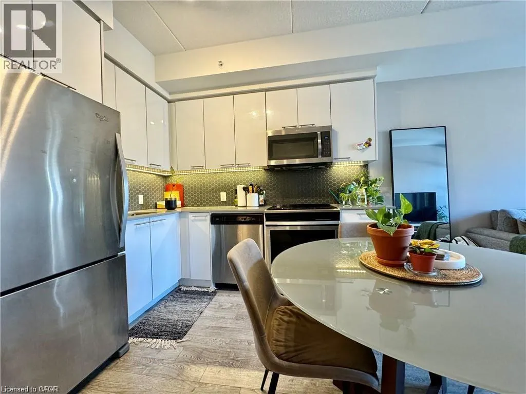 15 PRINCE ALBERT Boulevard Unit# 213, #213