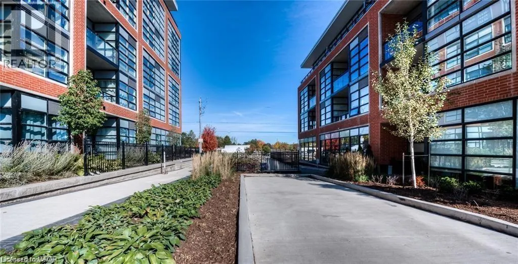 15 PRINCE ALBERT Boulevard Unit# 213, #213