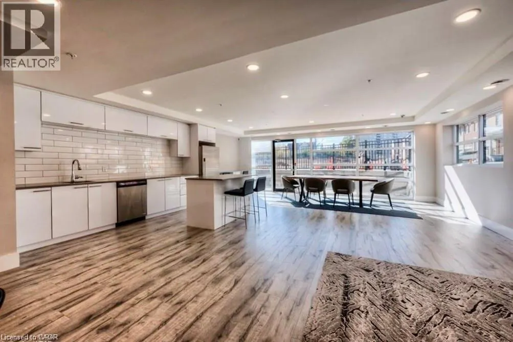 15 PRINCE ALBERT Boulevard Unit# 213, #213