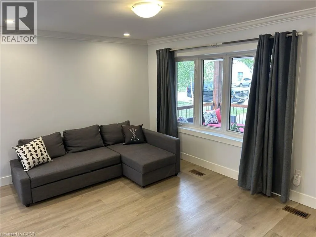 170 OAKWOOD Avenue Unit# A, #A