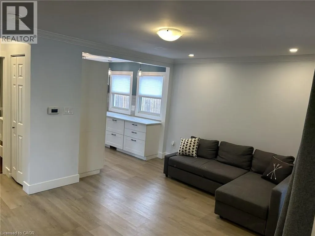 170 OAKWOOD Avenue Unit# A, #A